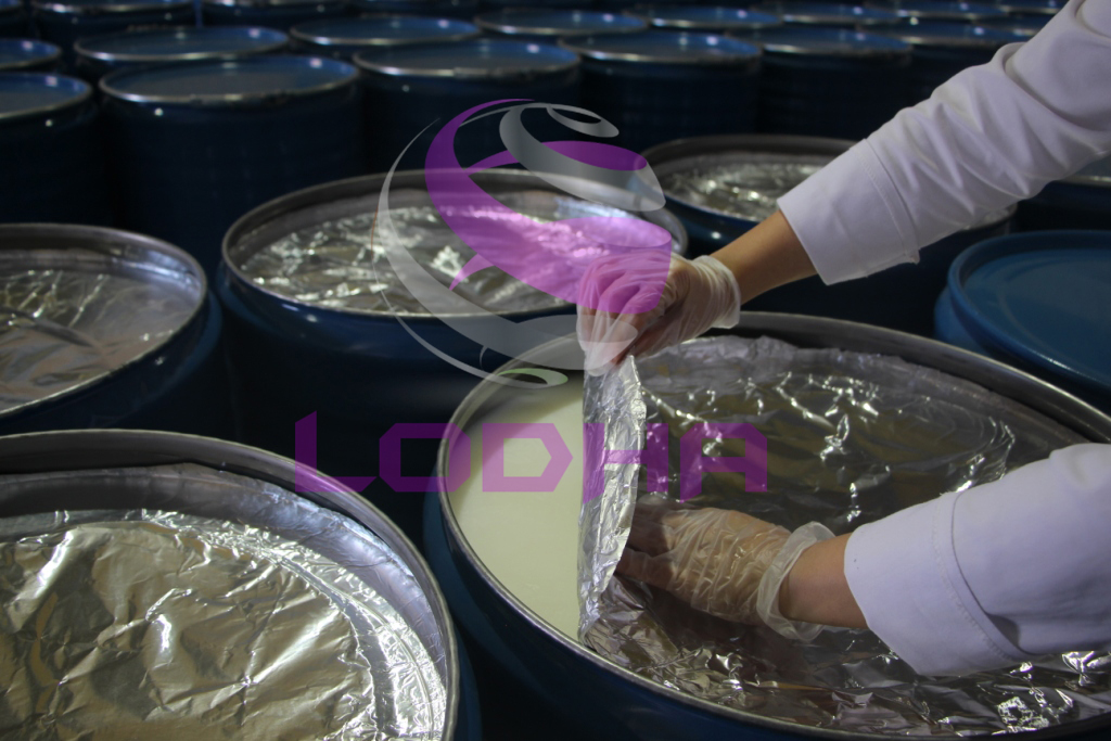 White Petroleum Jelly Packaging